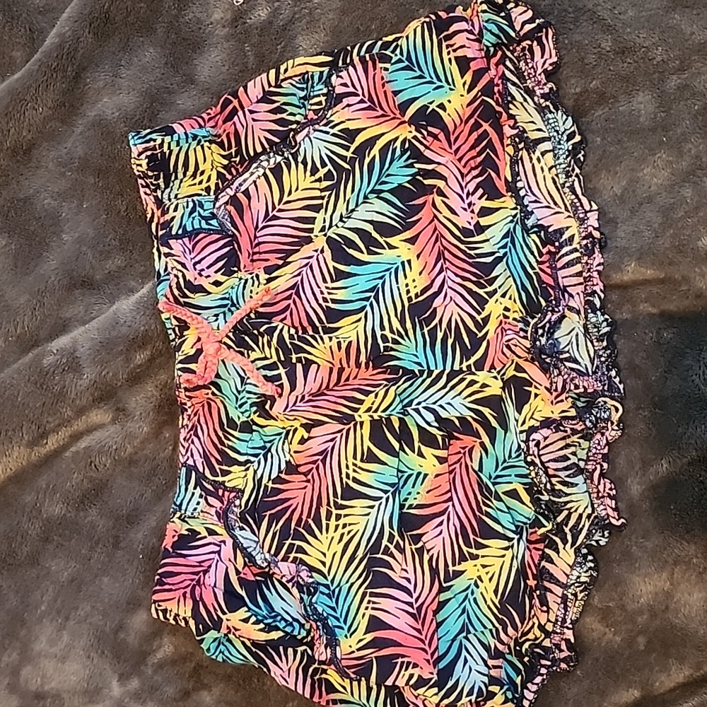 Wonder nation floral short Size L